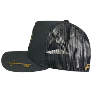 GORRA VAGO STYLE ELEGUA BLACK/RED UNDER CURVA MALLA
