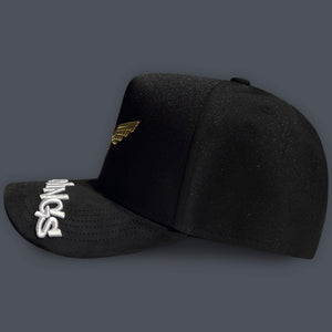 GORRA ALL IN BRAND BLACK STAR WINGS GOLDEN SNAPBACK