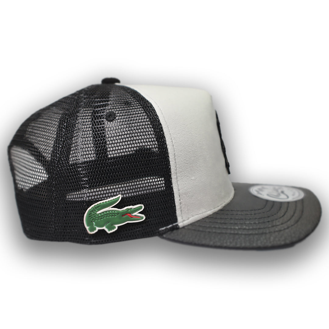 GORRA CULICHICAPS BAD BOY PLACA BLANCA TRUCKER