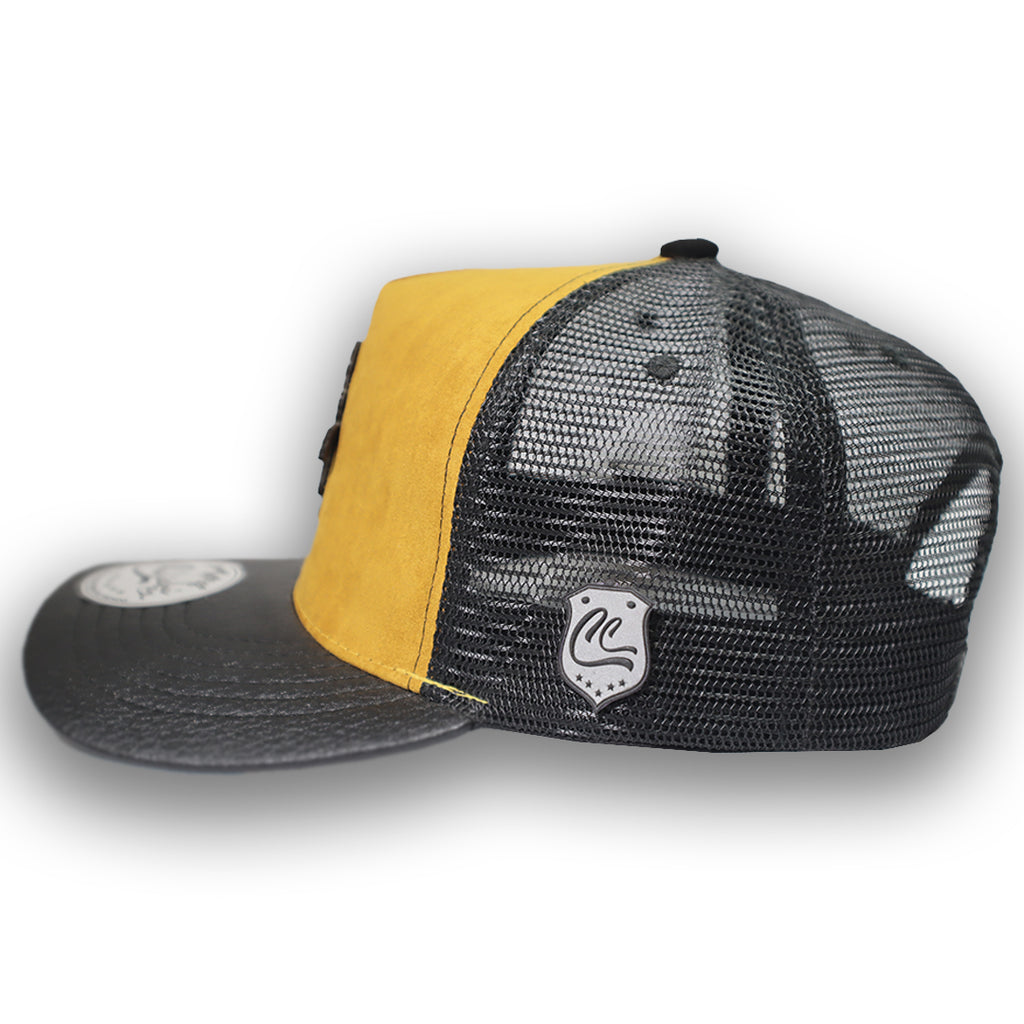 GORRA CULICHICAPS BAD BOY MOSTAZA TRUCKER GOMA