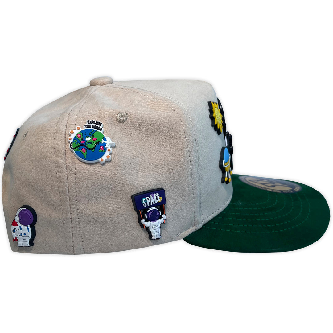 JA HATS ALIEN PEACE BEIGE