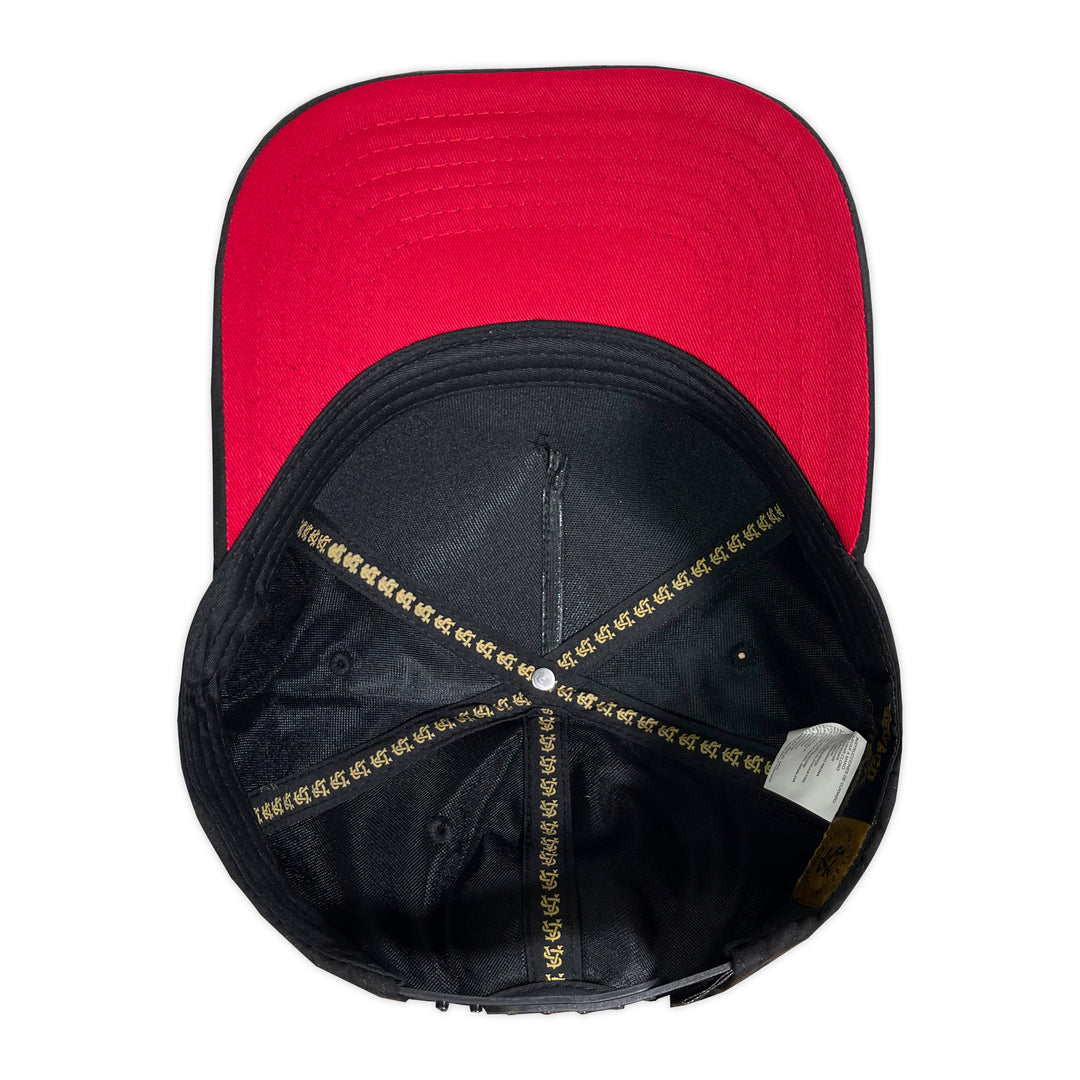 Gorra Vago Style Elegua Black/Red Under Suede Curva de Gamuza