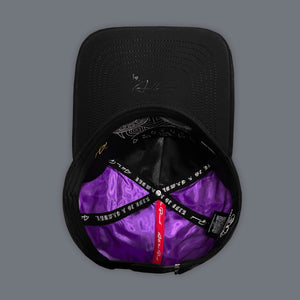 GORRA ALL IN BRAND KING OF GAMBLING BLACK