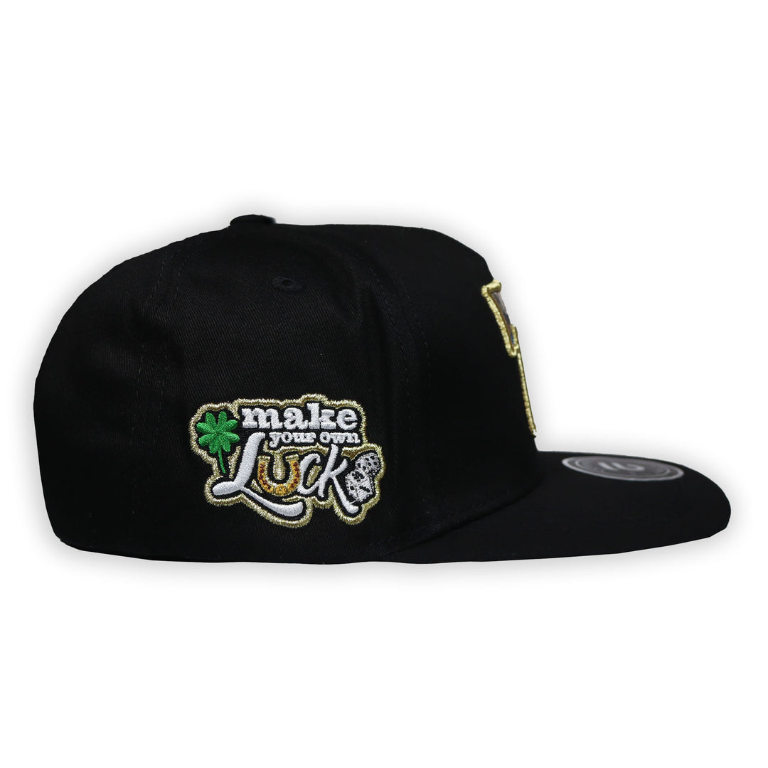 GORRA LA OFFICE LUCKI SEVEN NEGRA PLANA