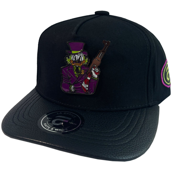 Gorra La Office Hats MC Pato Joker Black Visera Vinipiel