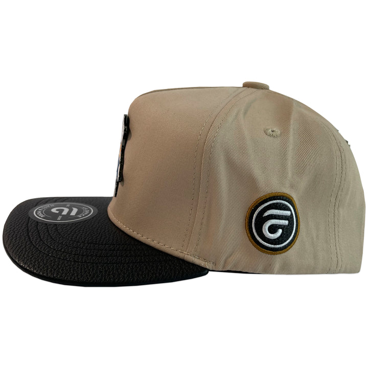 Gorra La Office Hats Serafin Beige Visera Negra Vinipiel