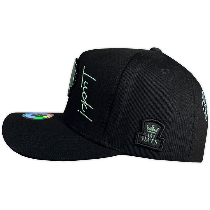 Gorra AM HATS TREBOL GOOD LUCK CURVA BLACK