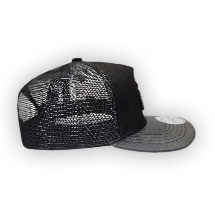 GORRA CULICHICAPS EL TRACTOR BLACK TRUCKER